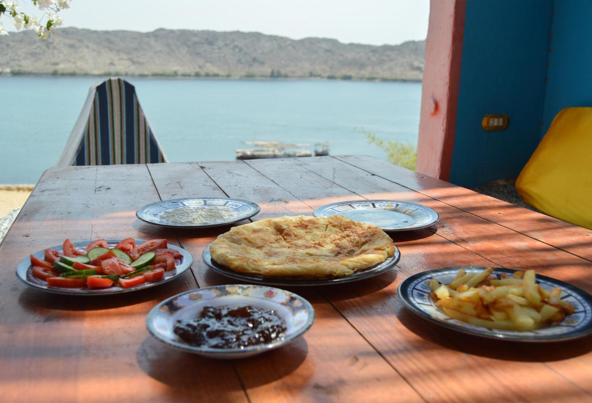 Heissa Hostel Aswan Exterior photo